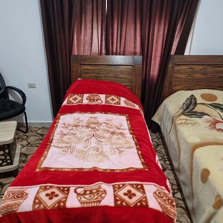 Karam Hotel Madaba Buitenkant foto